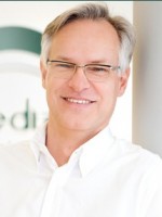 Dr. Steffen Rauschenbach Implantologe, Zahnarzt